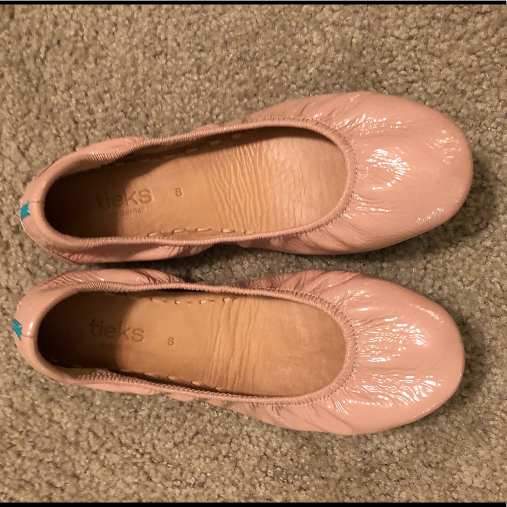 Blush Patent Tieks size 8